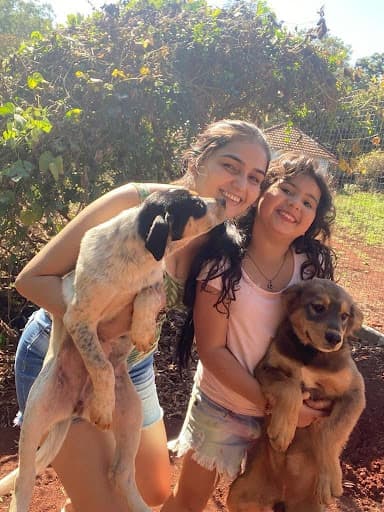 Foto 3 de 4 da família de Eliane