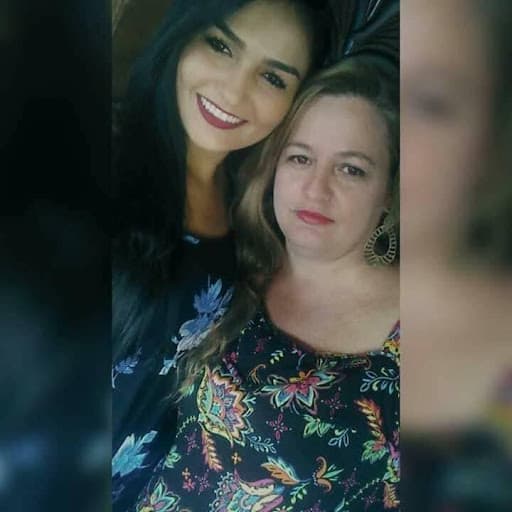 Foto 4 de 4 da família de Eliane